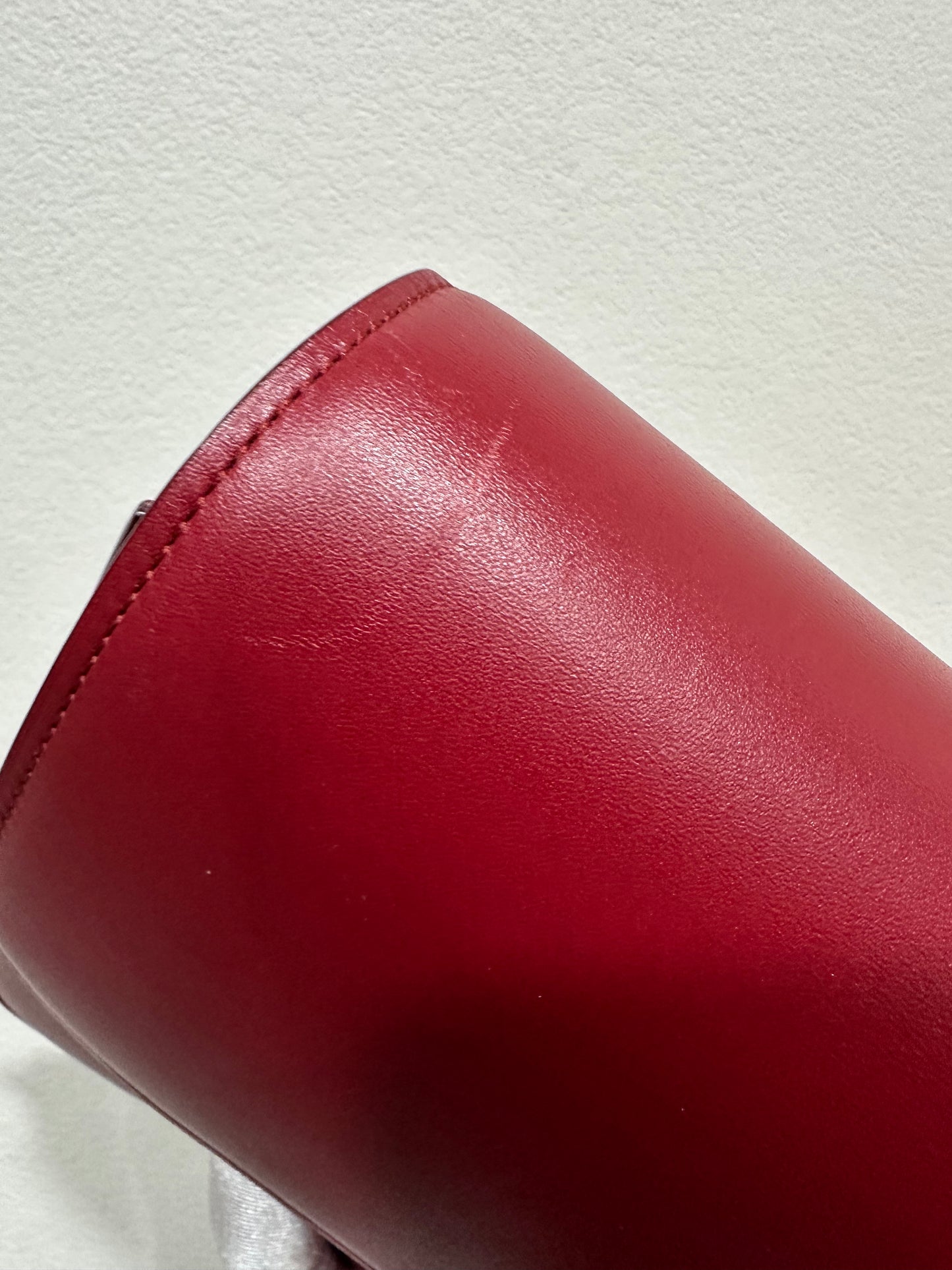 Celine Classic Box M size