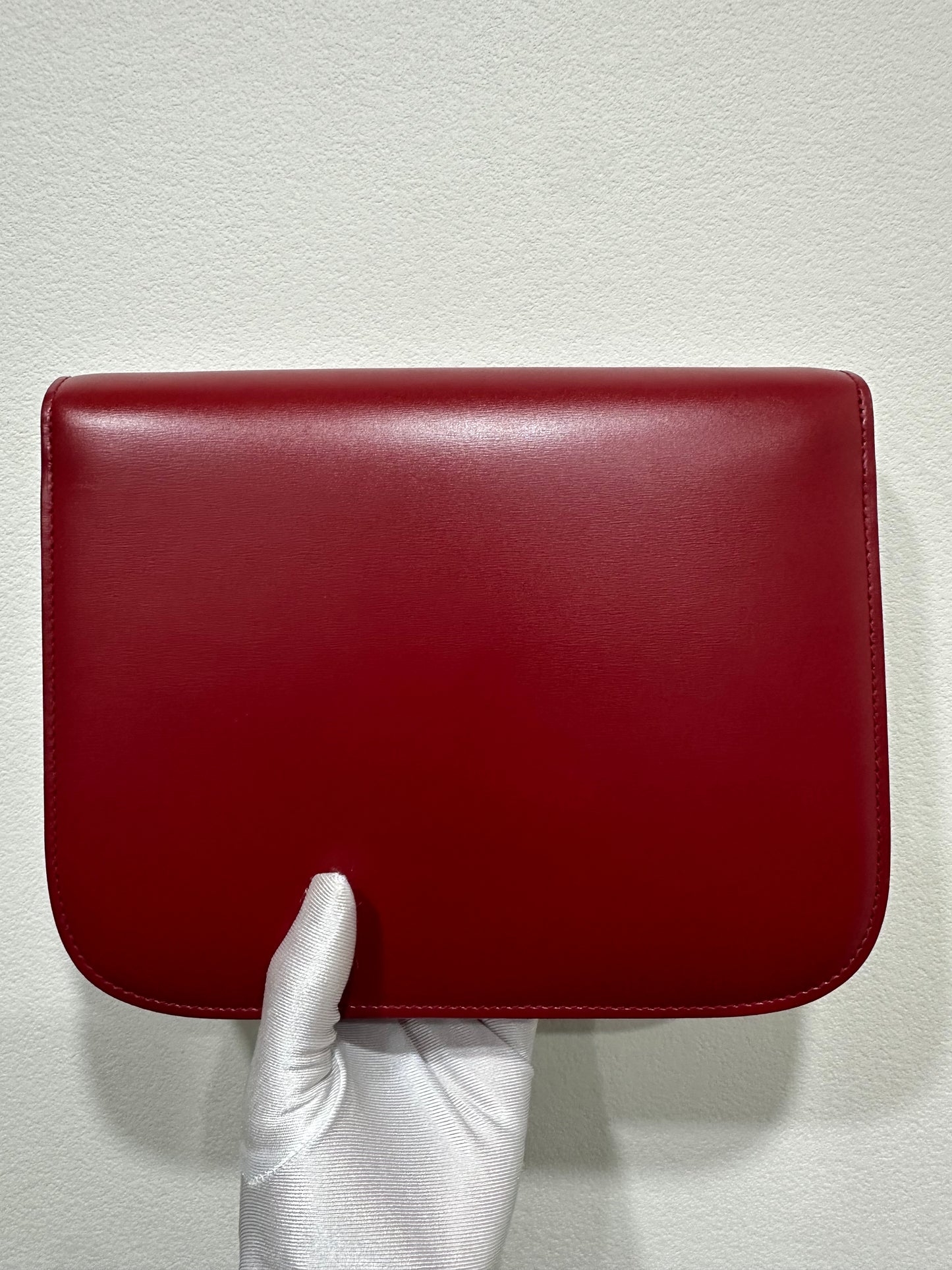 Celine Classic Box M size