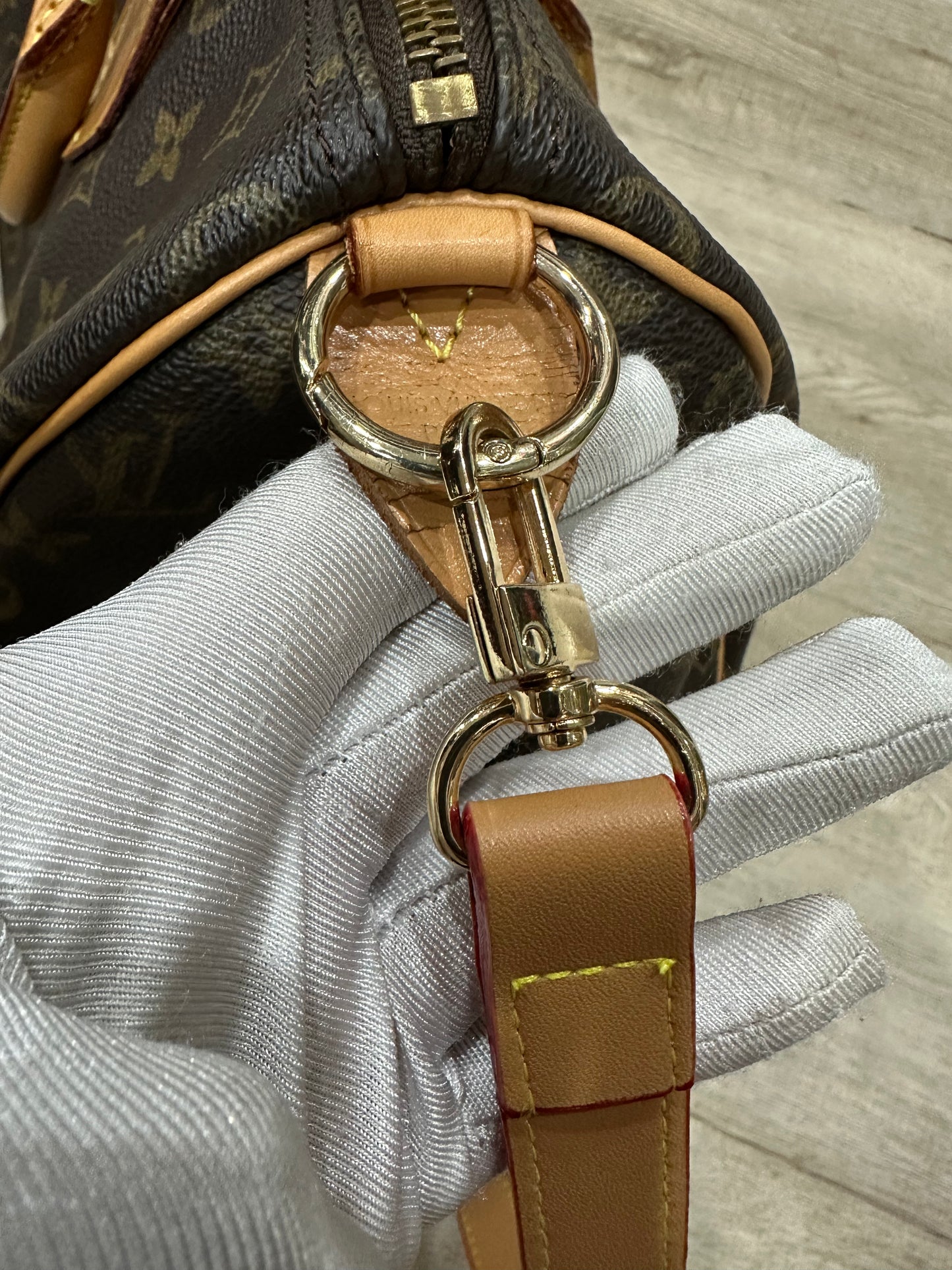 Louis Vuitton speedy 30