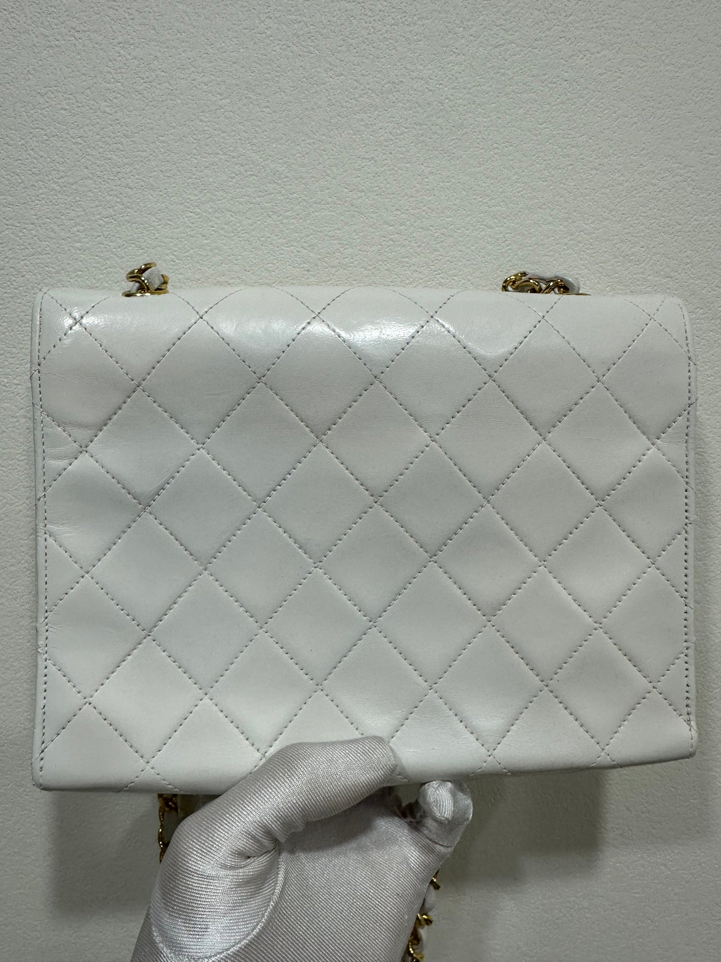 Borsa a tracolla Chanel Matelassé con catena Push Lock