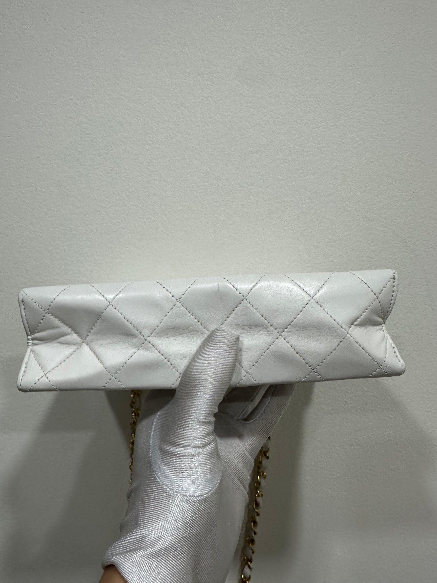 Borsa a tracolla Chanel Matelassé con catena Push Lock