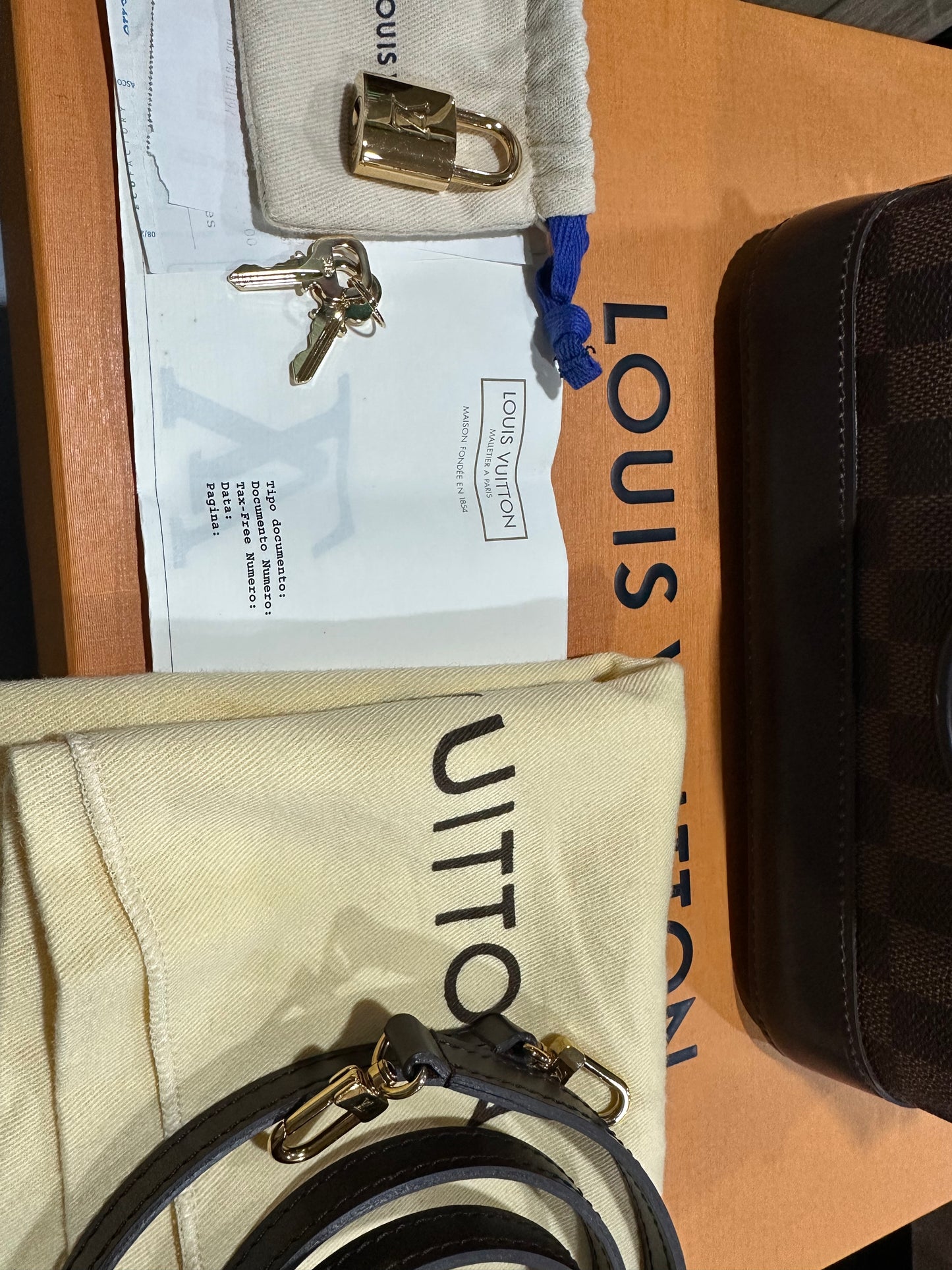 Louis Vuitton Alma bb damier Full Set