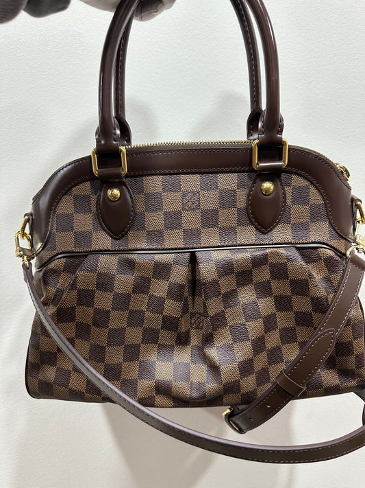Louis Vuitton damier trevi