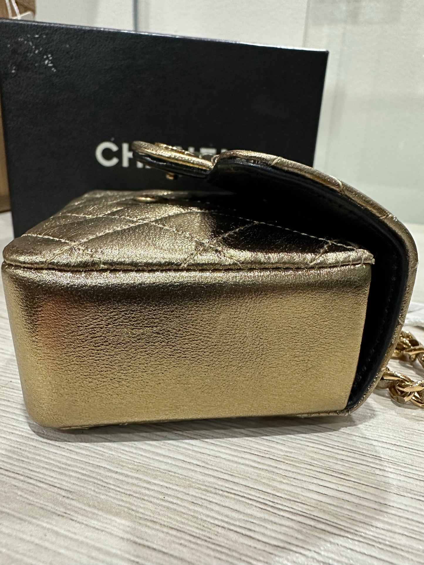 CHANEL MINI BAG gold 1998’s