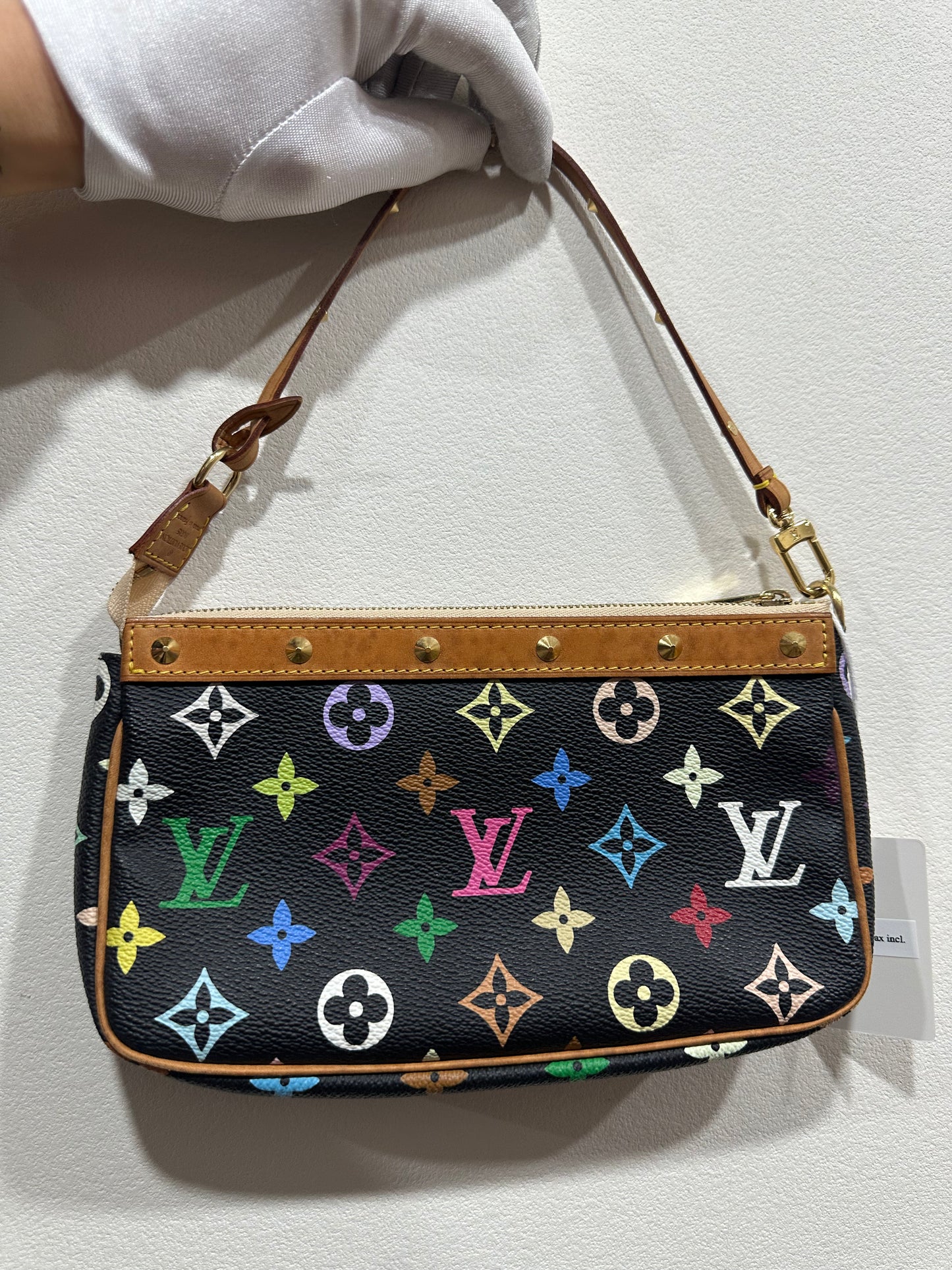 Louis Vuitton murakami pochette accessories