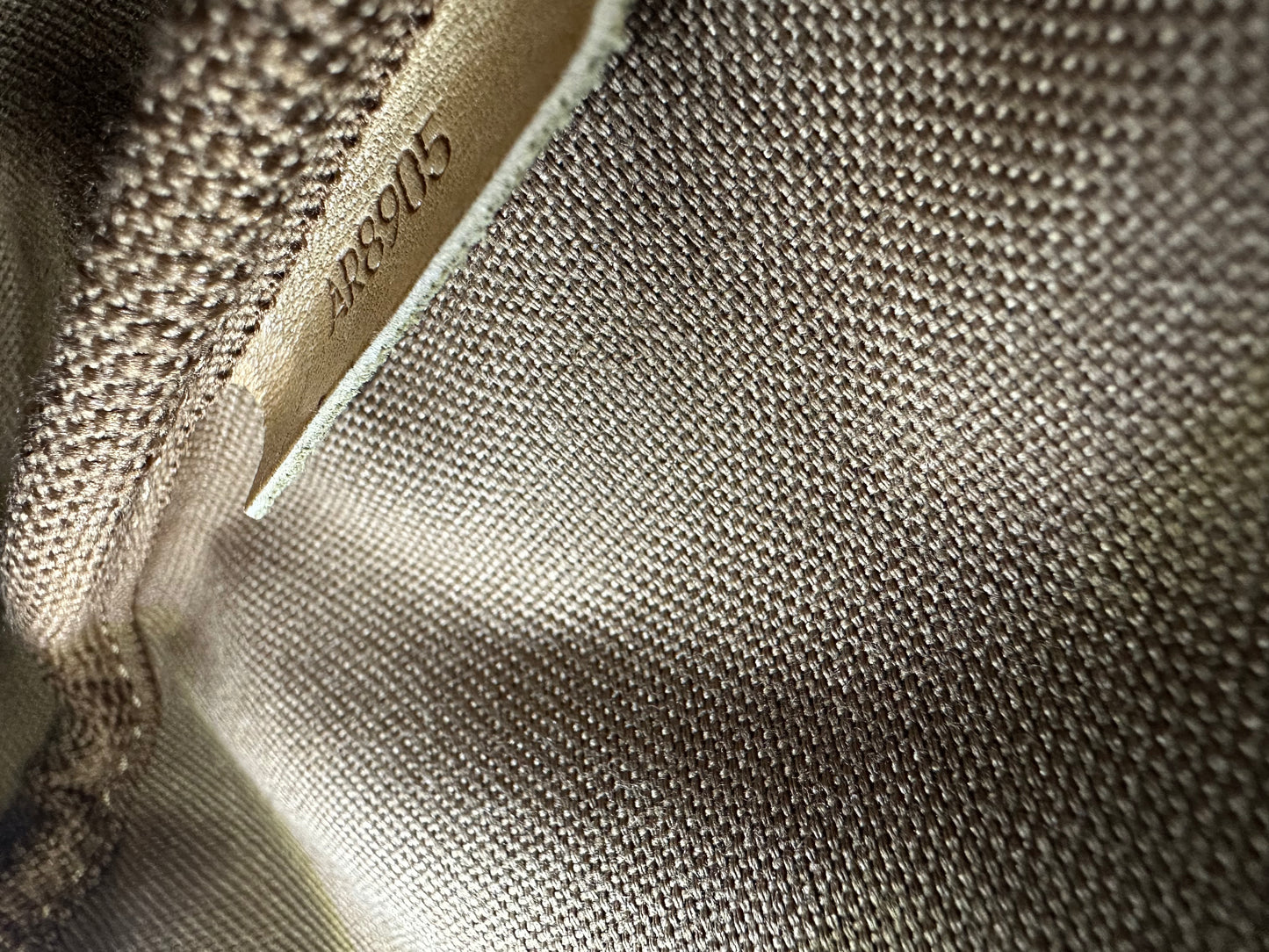 Louis Vuitton Saumur 30