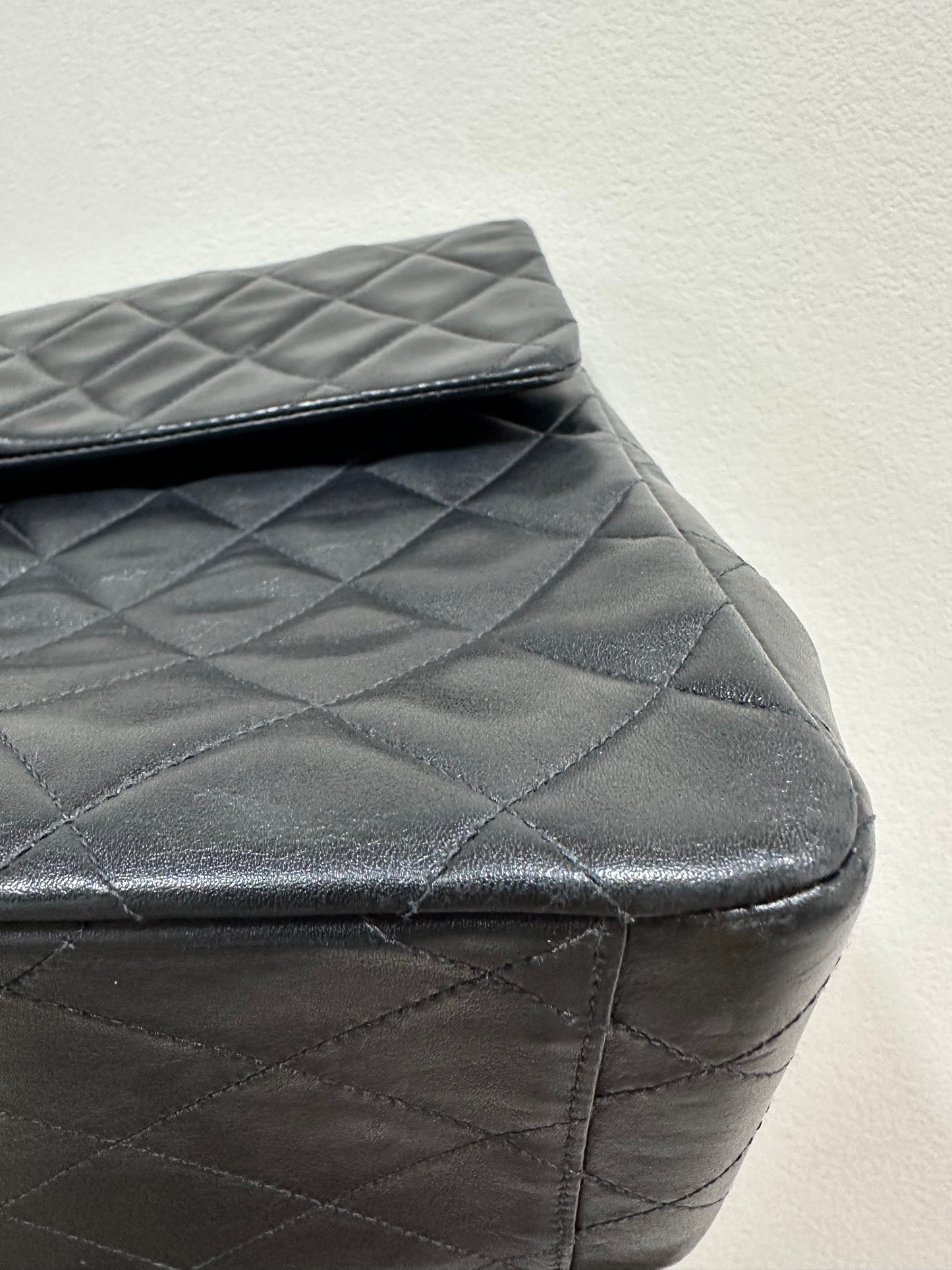 CHANEL Classic Jumbo 35 24K gold