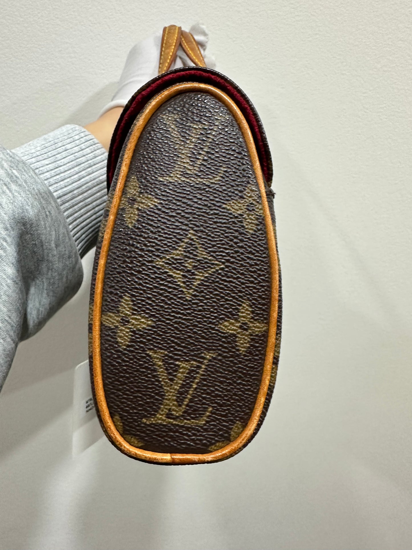 Louis Vuitton sonatine handbag