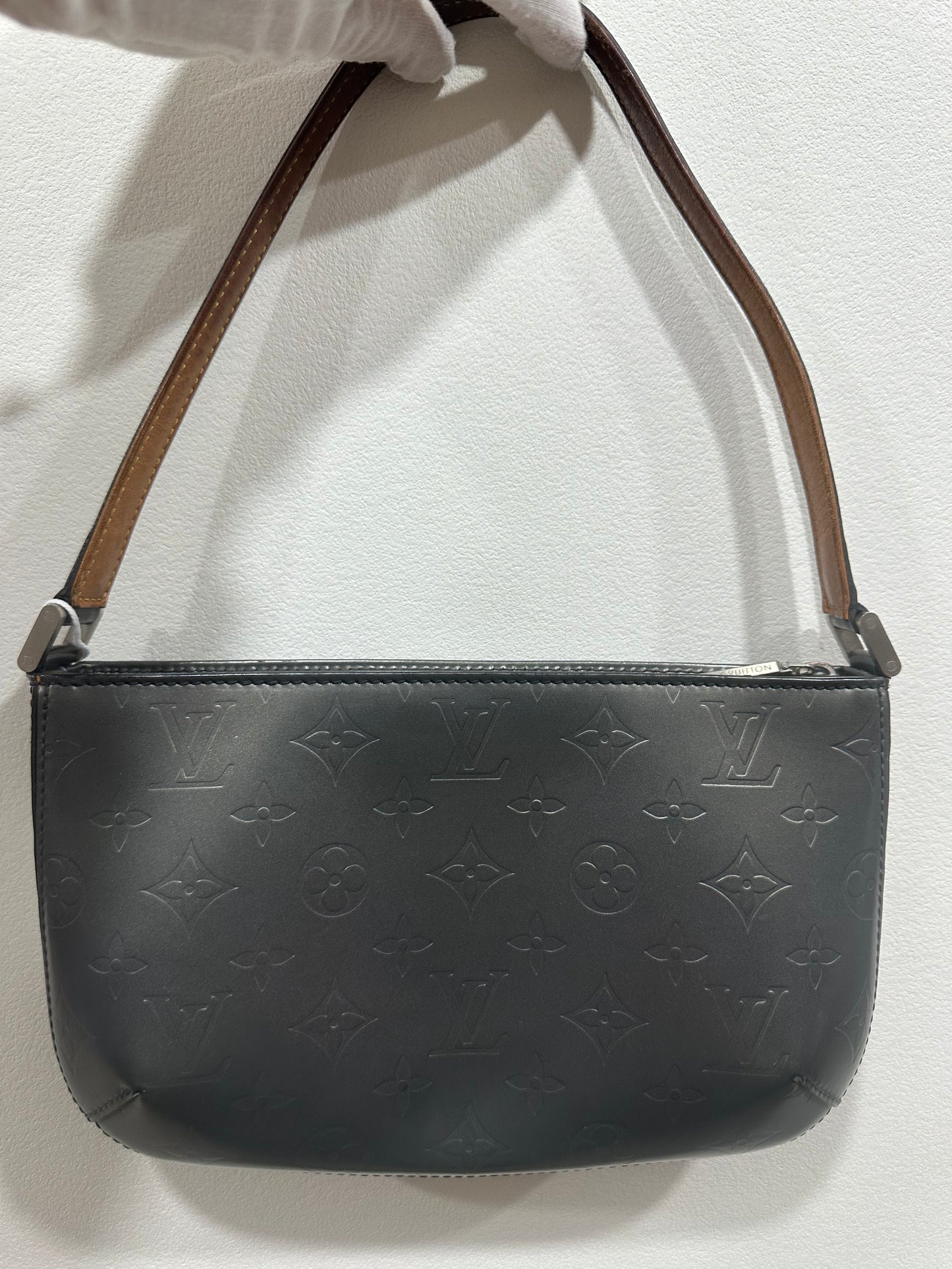 Louis Vuitton Mat Fowler