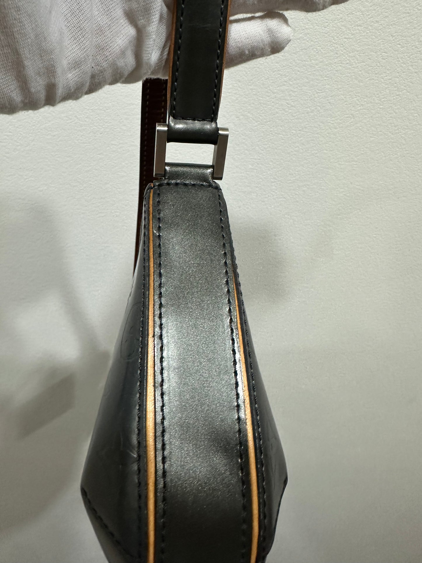 Louis Vuitton Mat Fowler