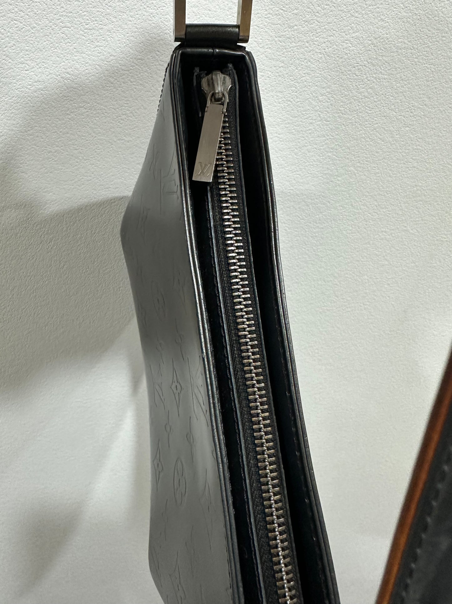 Louis Vuitton Mat Fowler