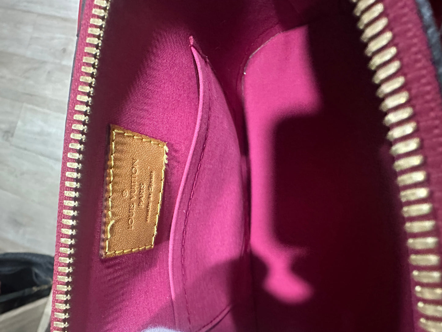 Louis Vuitton Vernis Alma BB