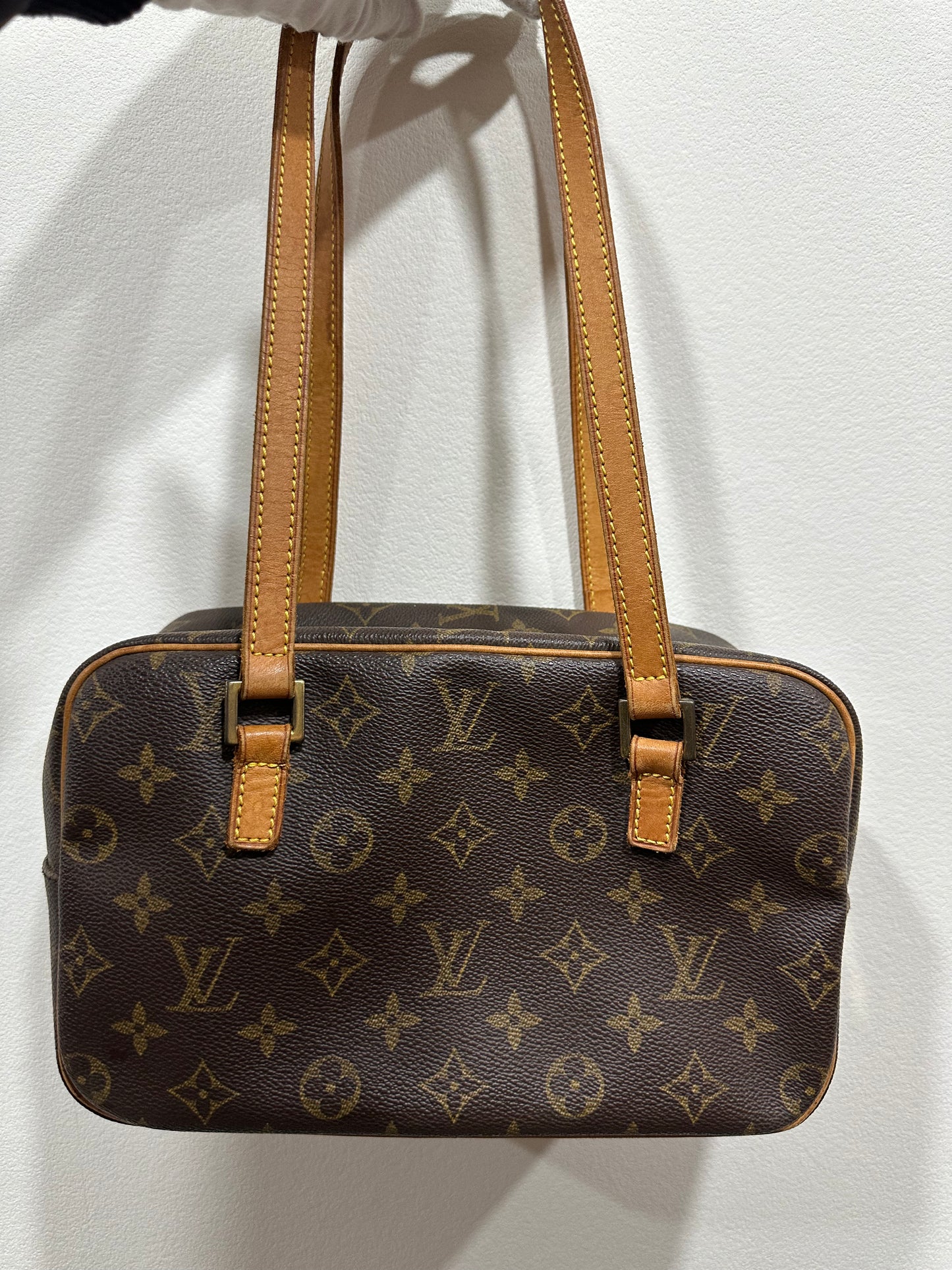 Louis Vuitton Cite MM