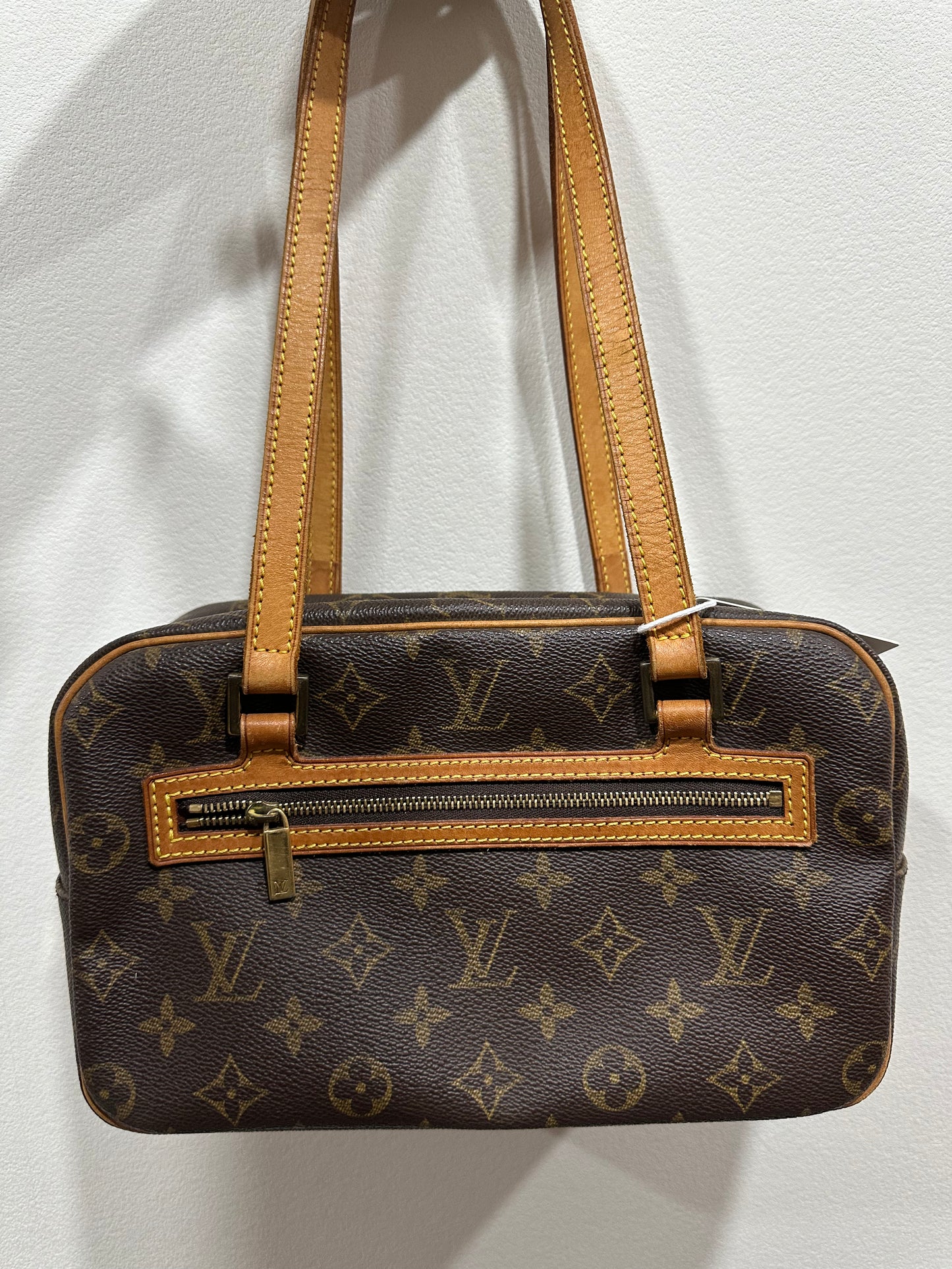 Louis Vuitton Cite MM