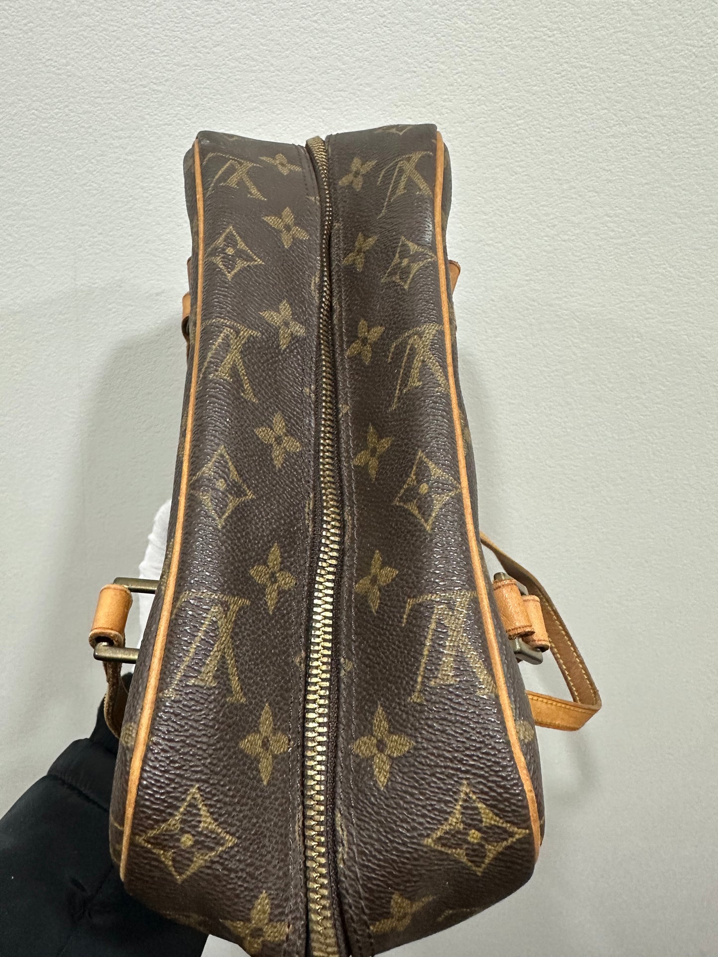 Louis Vuitton Cite MM