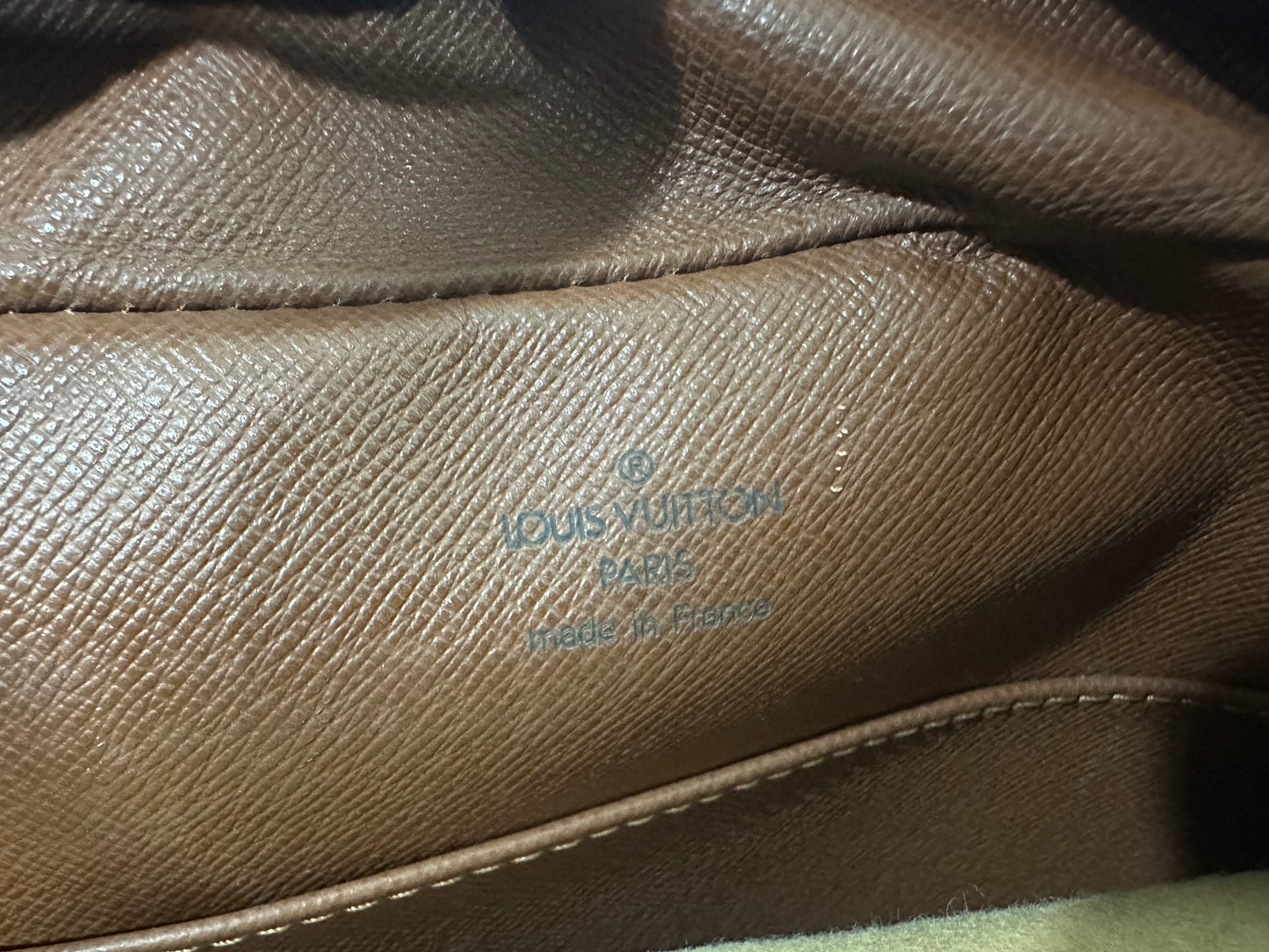 Louis Vuitton Cite MM