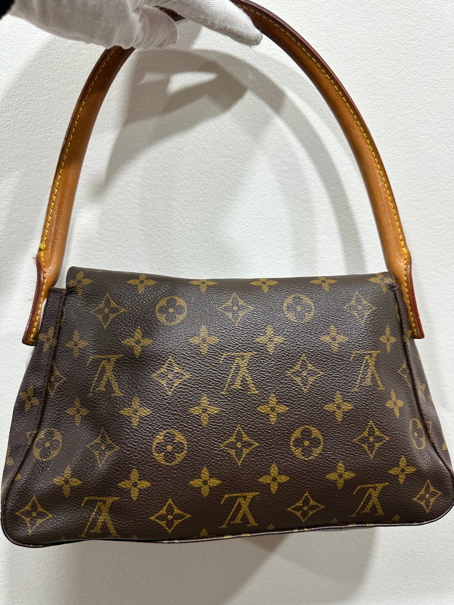 Louis Vuitton mini looping