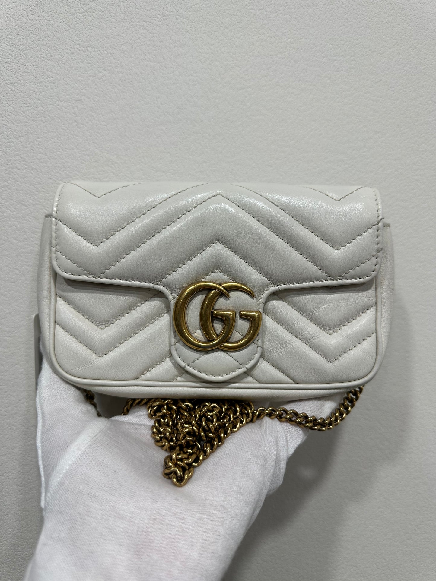 GUCCI Marmont white