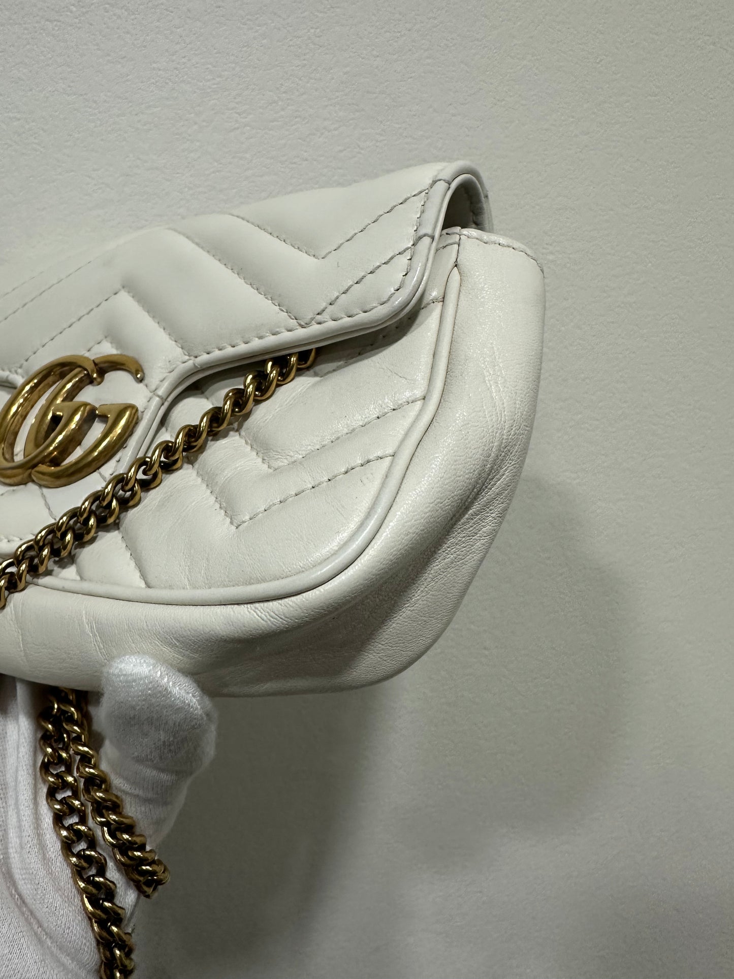 GUCCI Marmont white