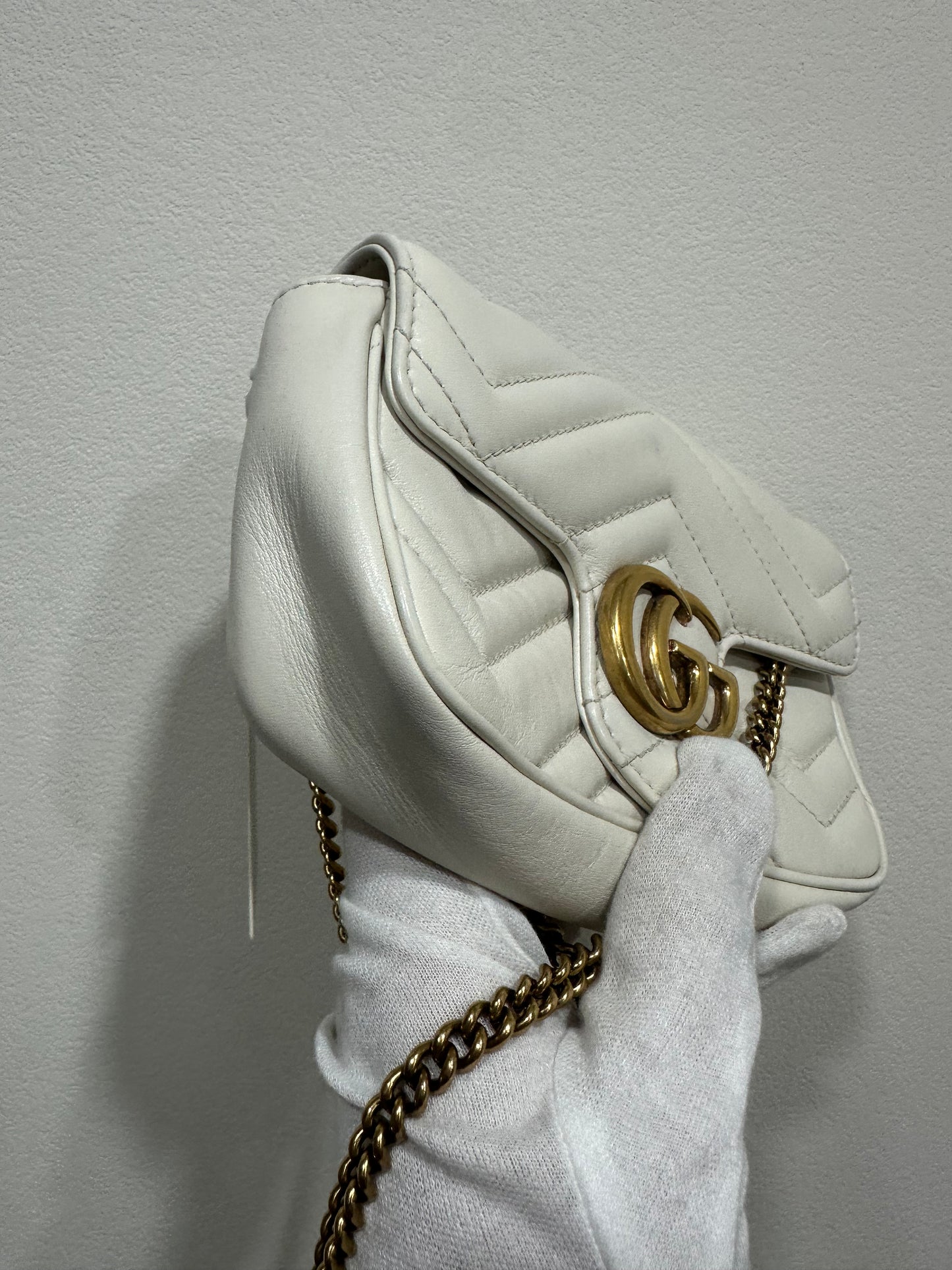 GUCCI Marmont white