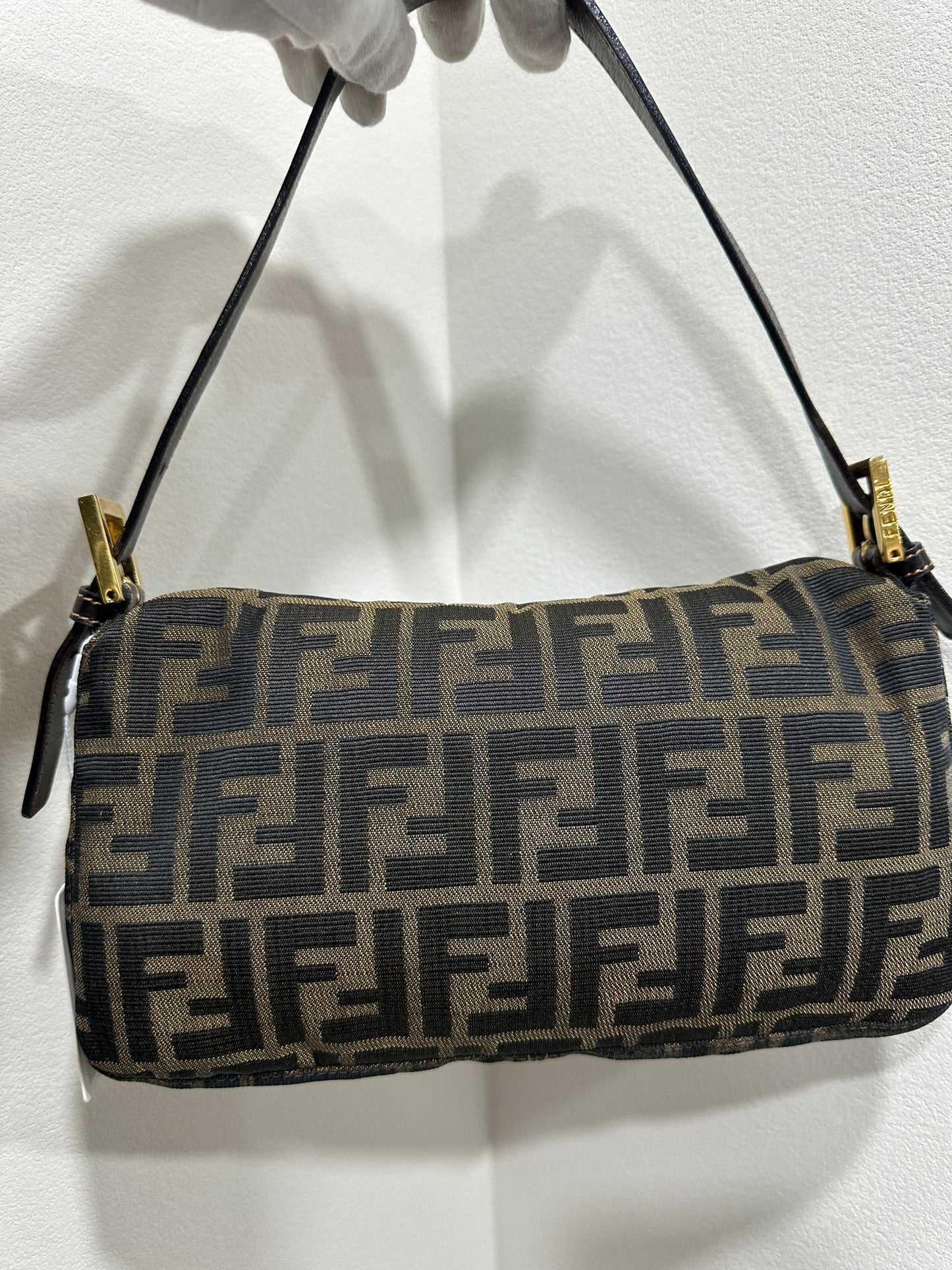Fendi Baguette Gold