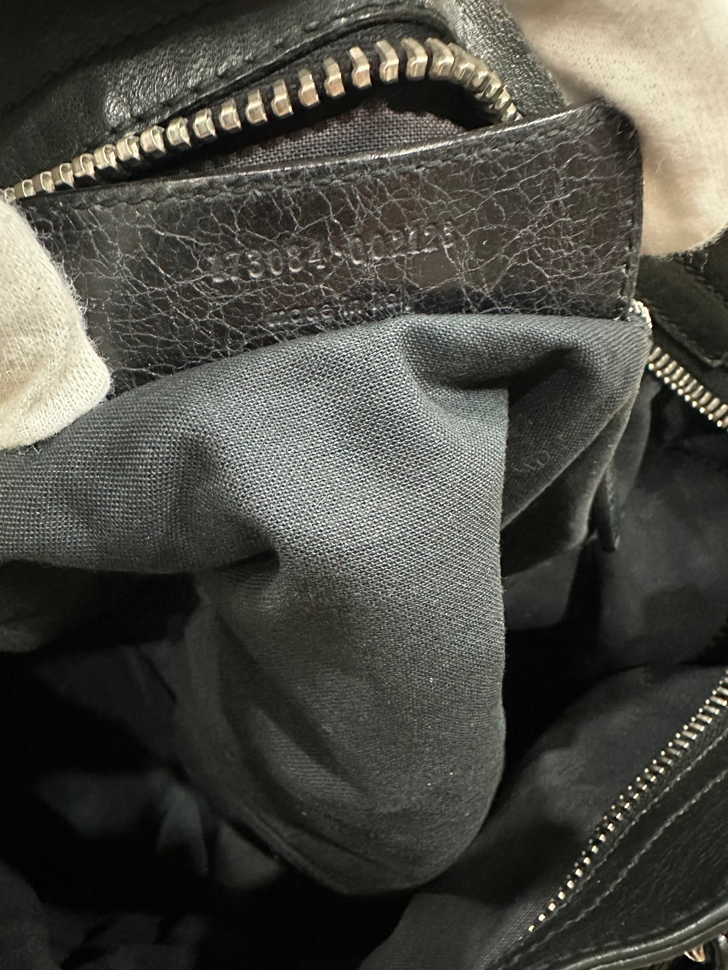 Balenciaga city black