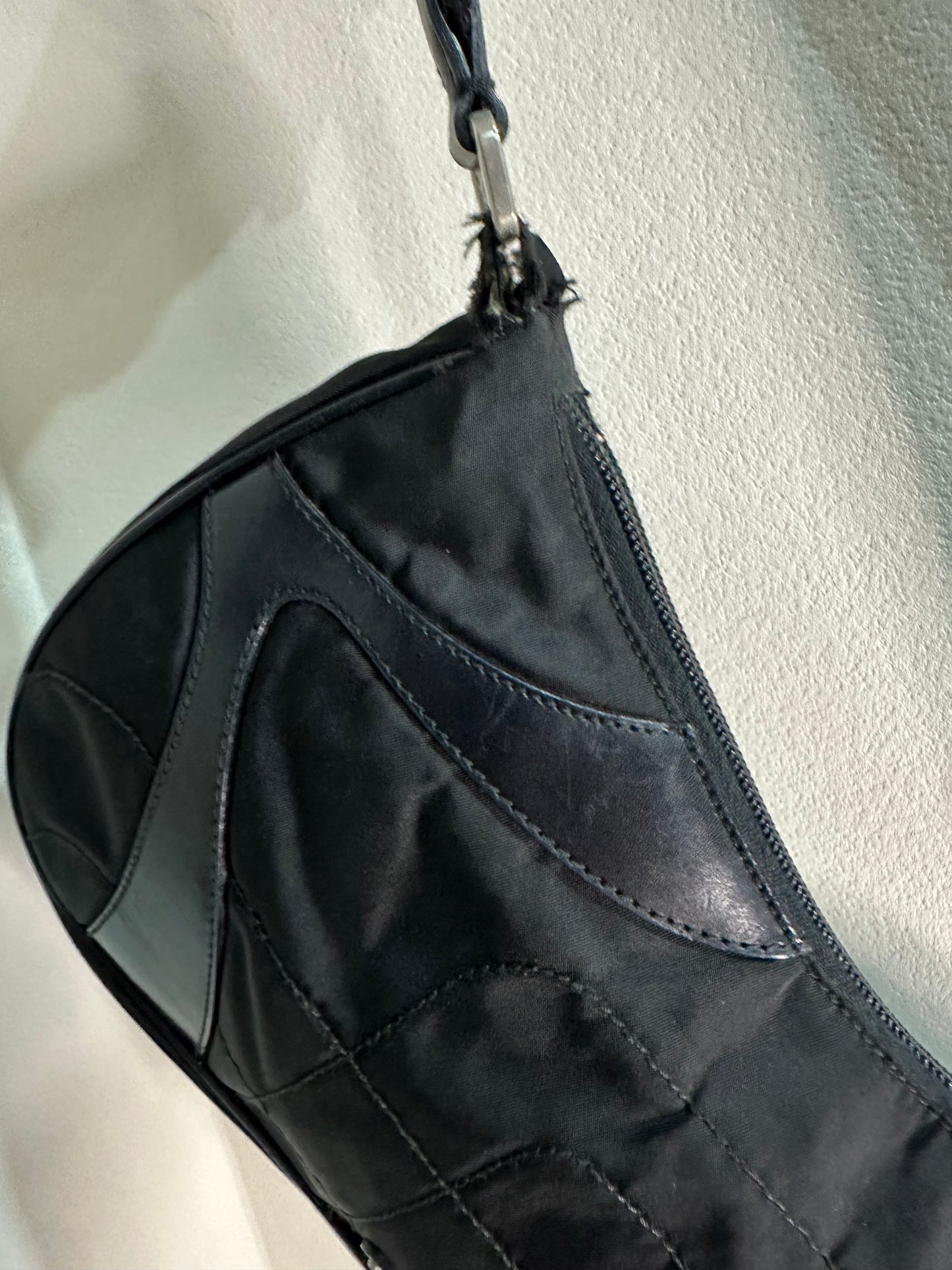 Prada SS2000’s shoulder bag