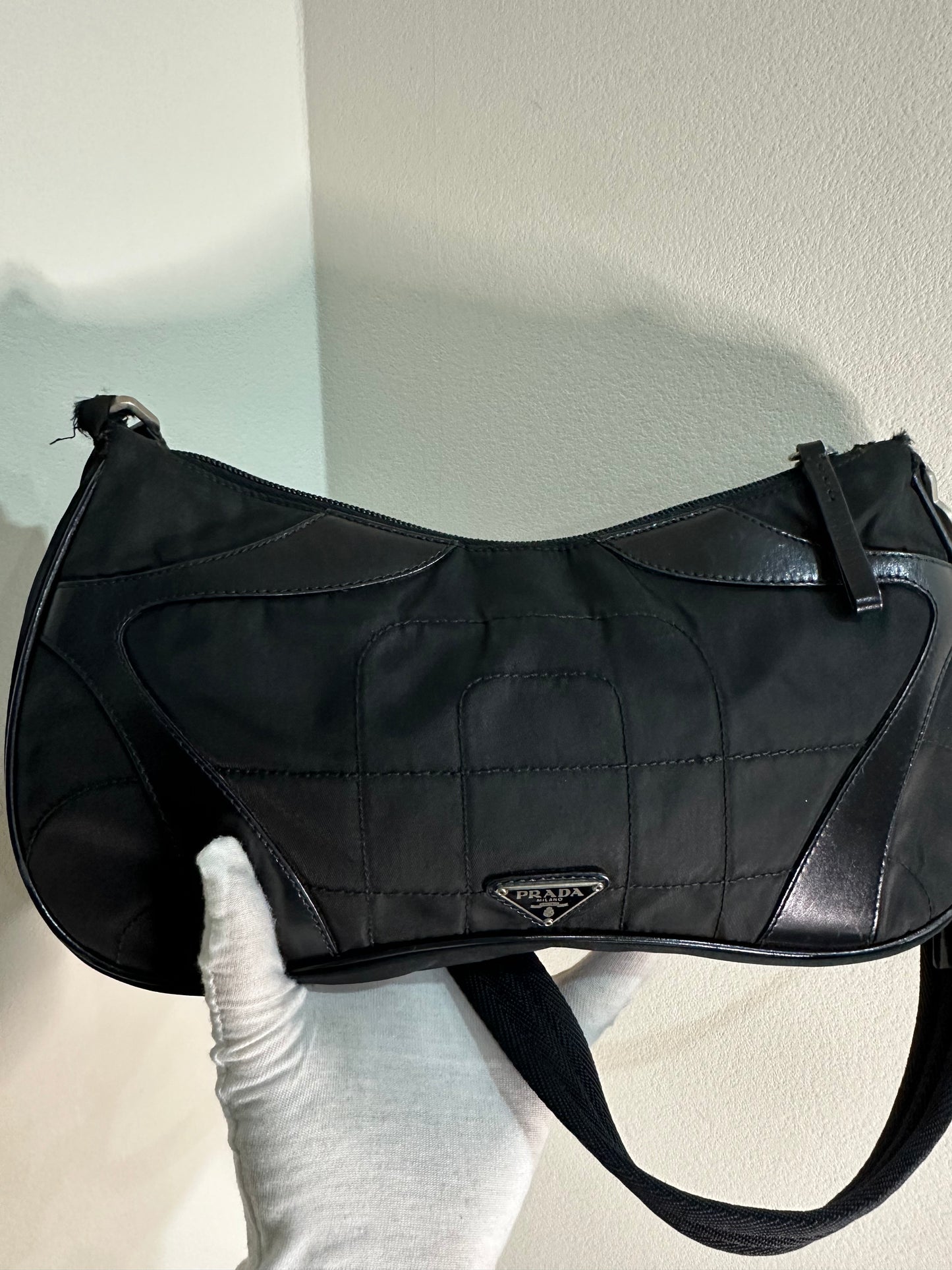 Prada SS2000’s shoulder bag
