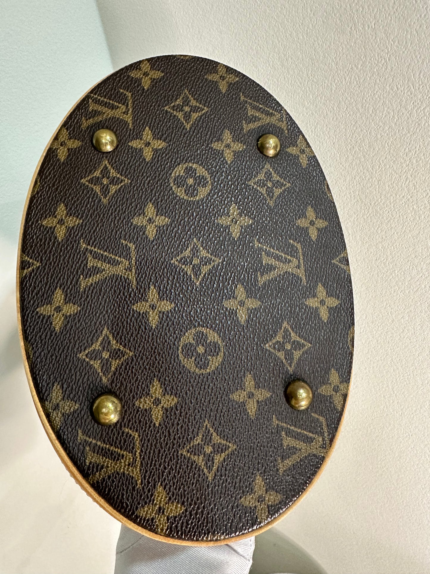 Louis Vuitton Bucket PM
