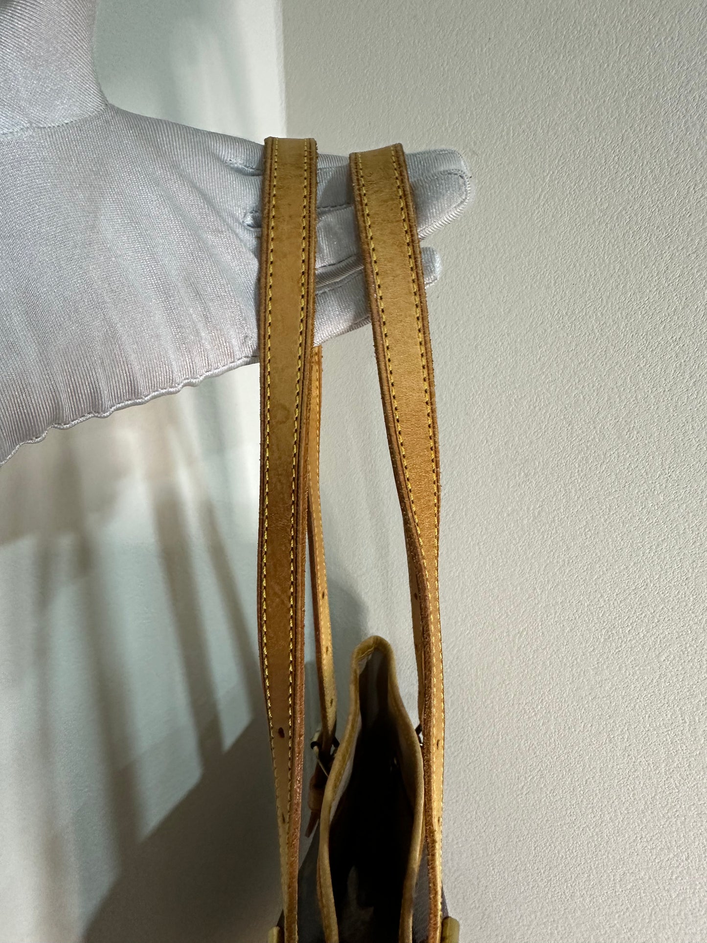 Louis Vuitton Bucket PM