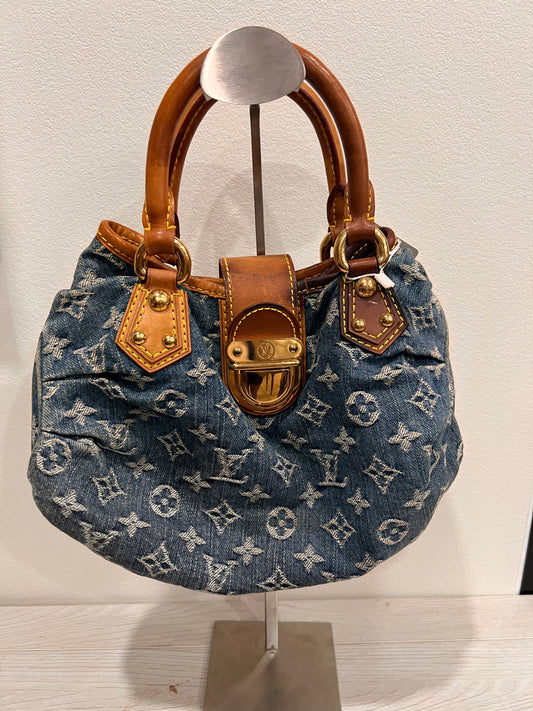 LOUIS VUITTON Pleaty Mini