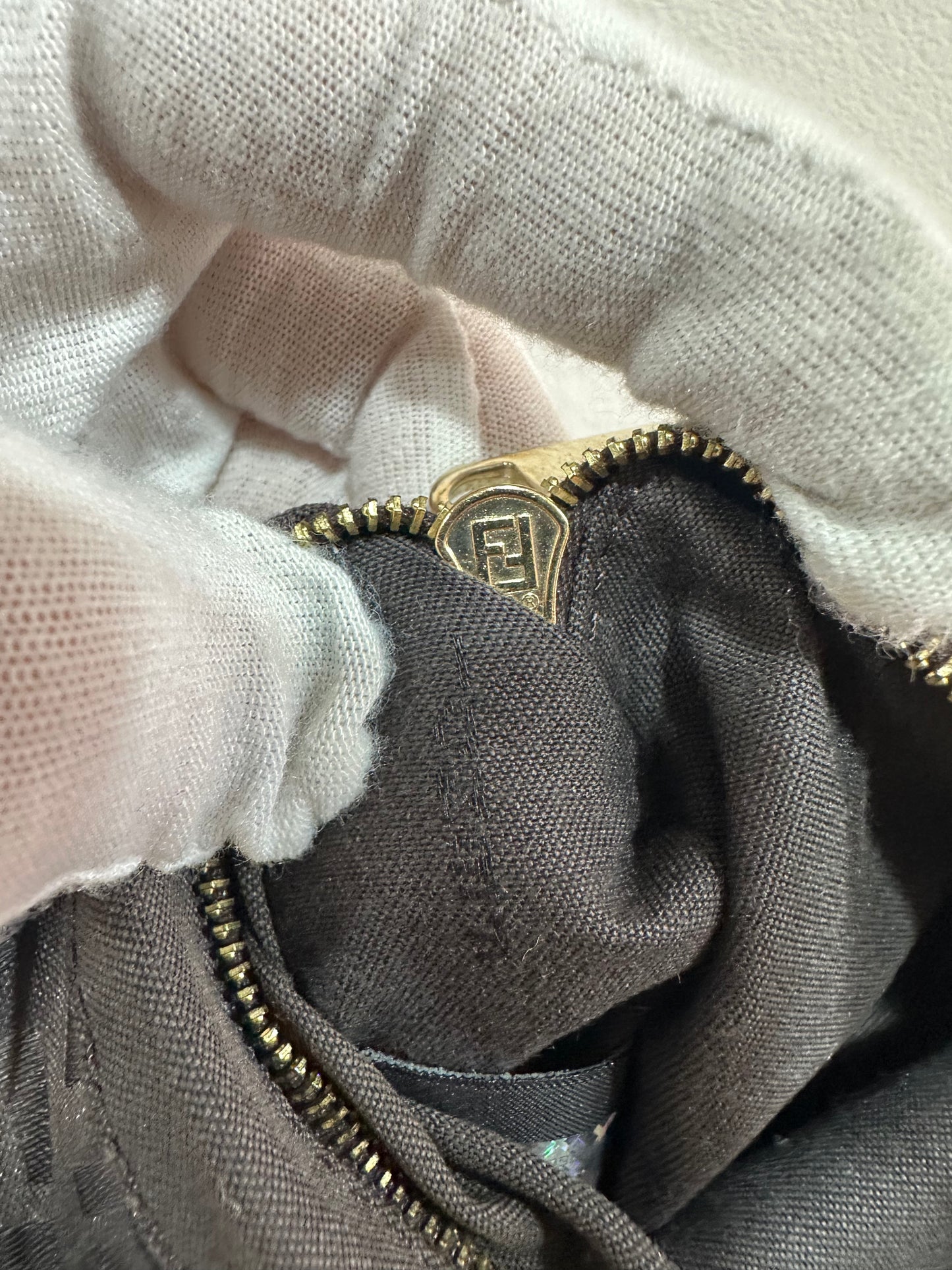 FENDI Mamma Baguette in tela Zucchino rossa