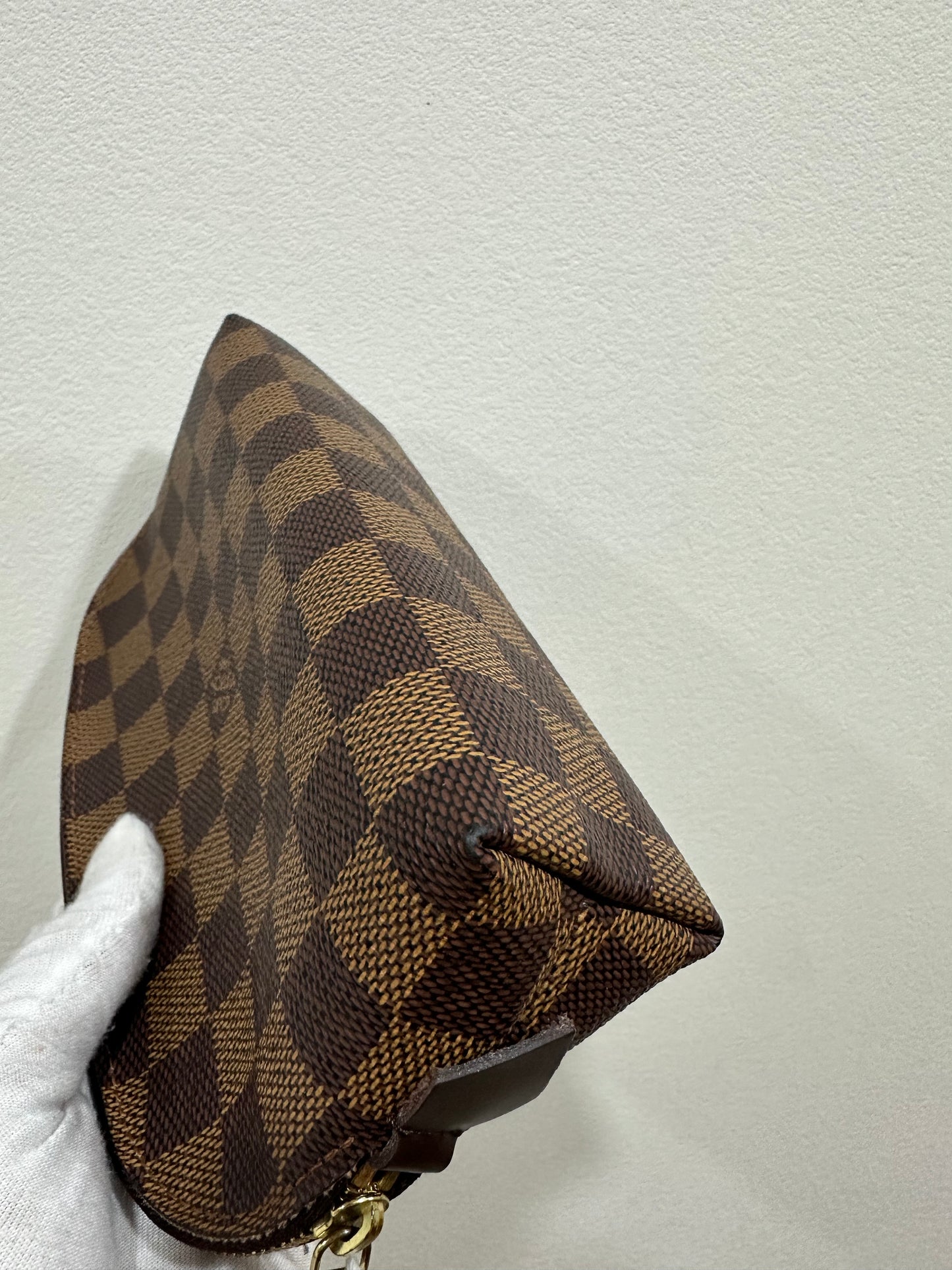 Louis Vuitton damie cosmetic pouch