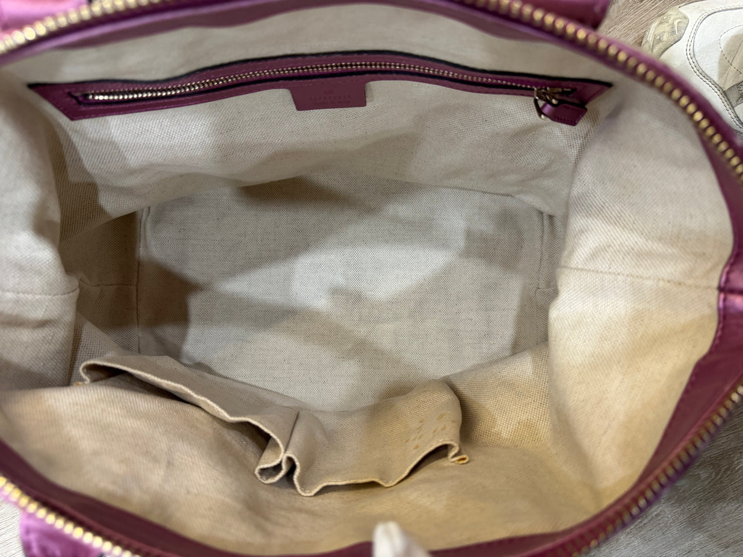 Gucci tote bag strap